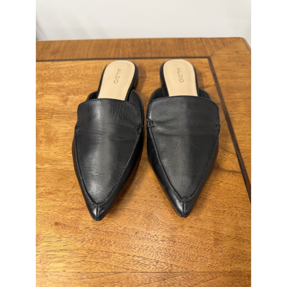 ALDO Women's‎ 6.5 Black Leather Flats Pointed Toe Slip On Mules Preppy Office